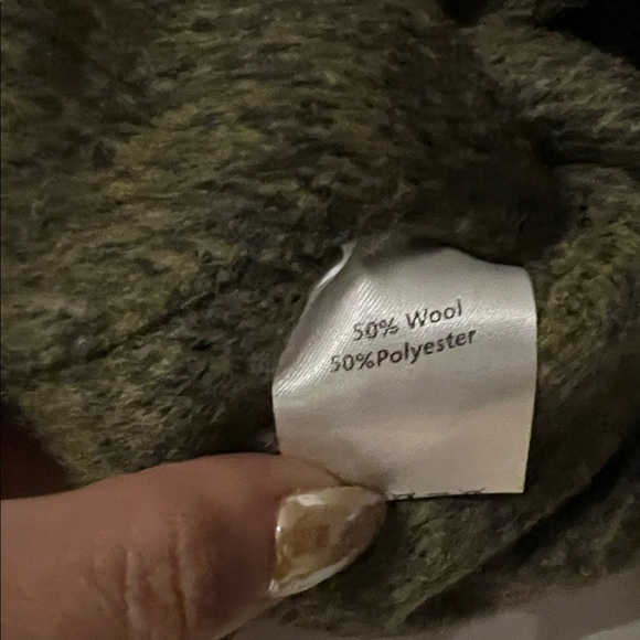 Sold - Elegant Olive Women's Blazer - Picture 4 of 5